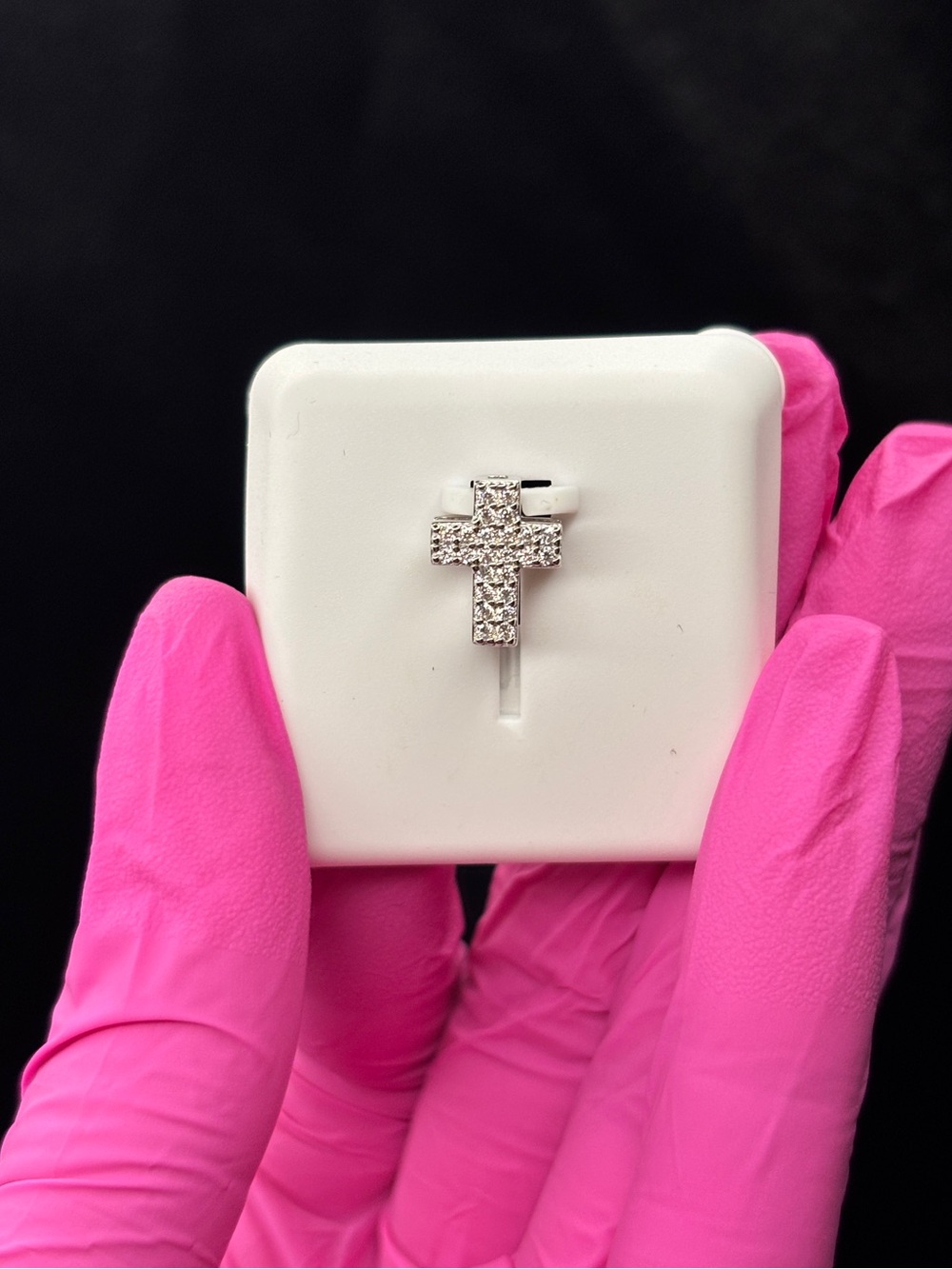 VVS Moissanite Pave’ Cross Pendant